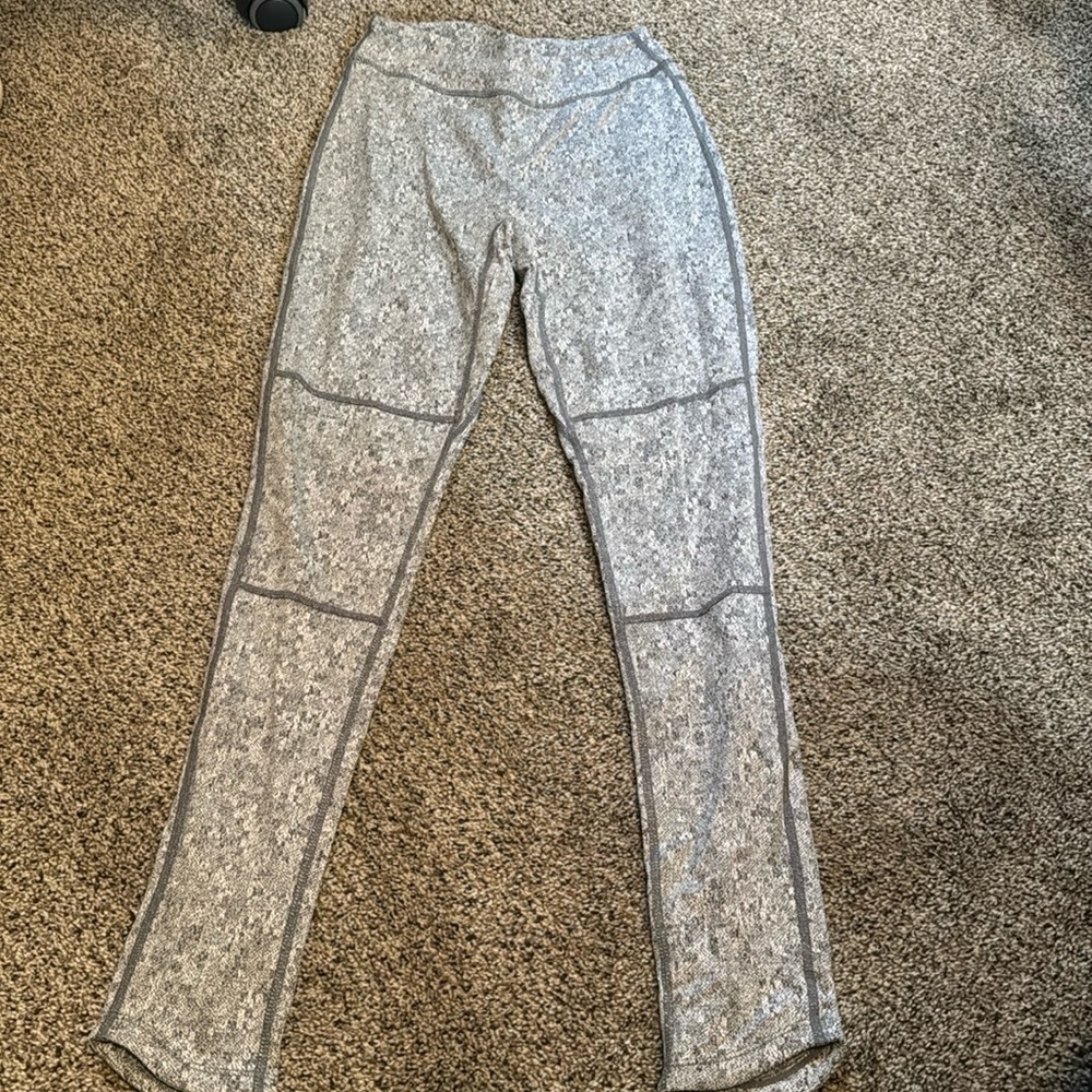 Gym shark leggings
